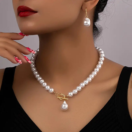 Elegante Franse Parelmoer Halsketting & Oorbellen Set